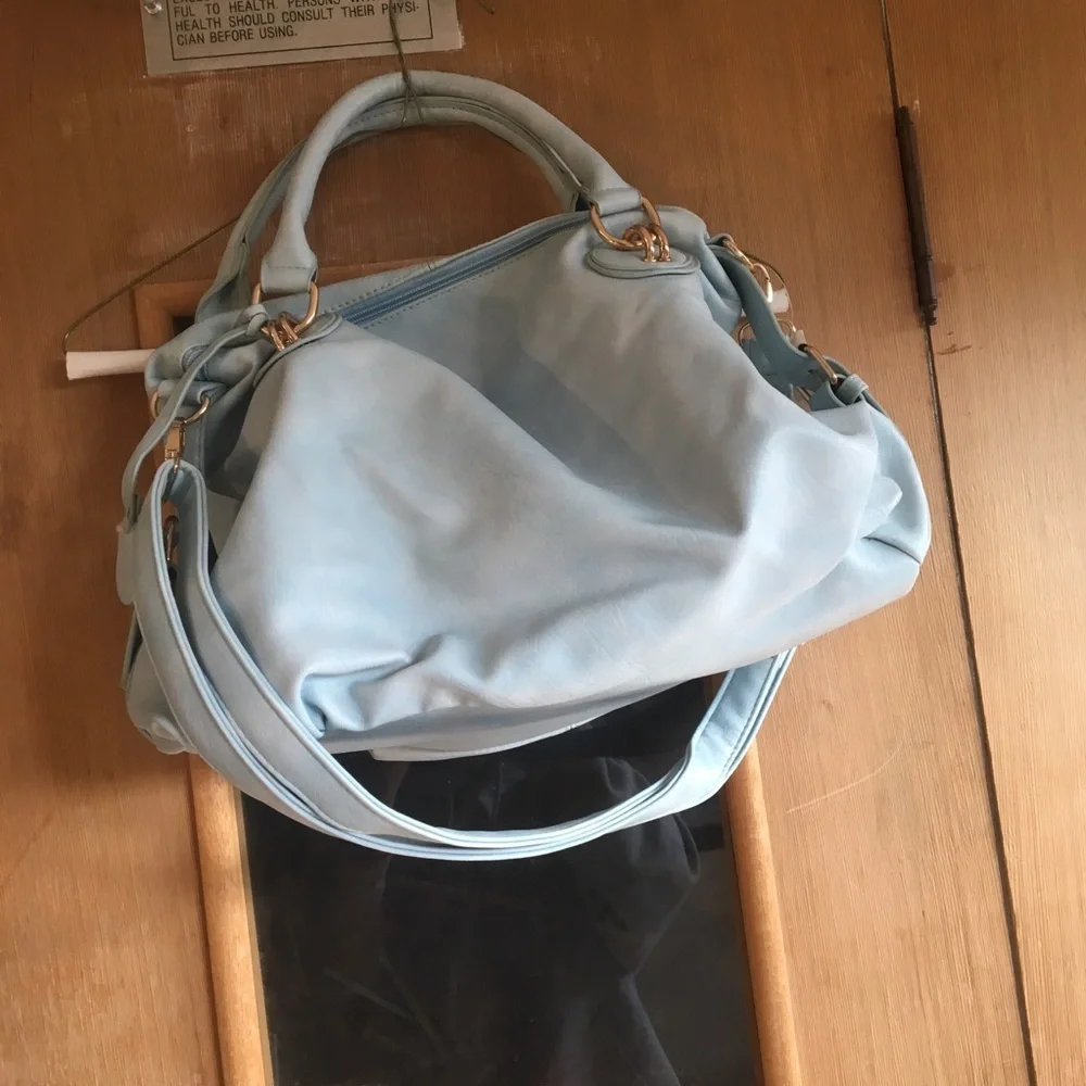 NWT baby blue hobo bag - Picture 1 of 3